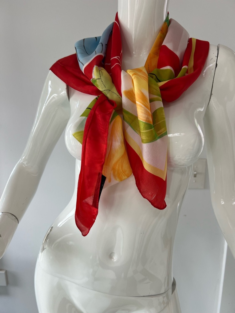 Vintage Italian  Art of the Scarf Silk-Feel Multicolor Scarf 34”x33” Bandana